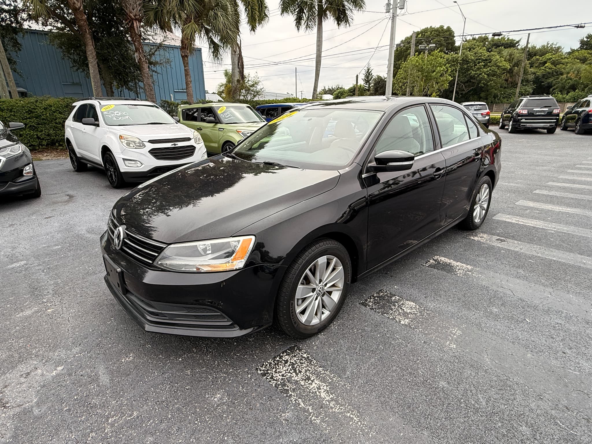 Black 2016 Volkswagen Jetta SE for sale in Naples, FL (1/18)