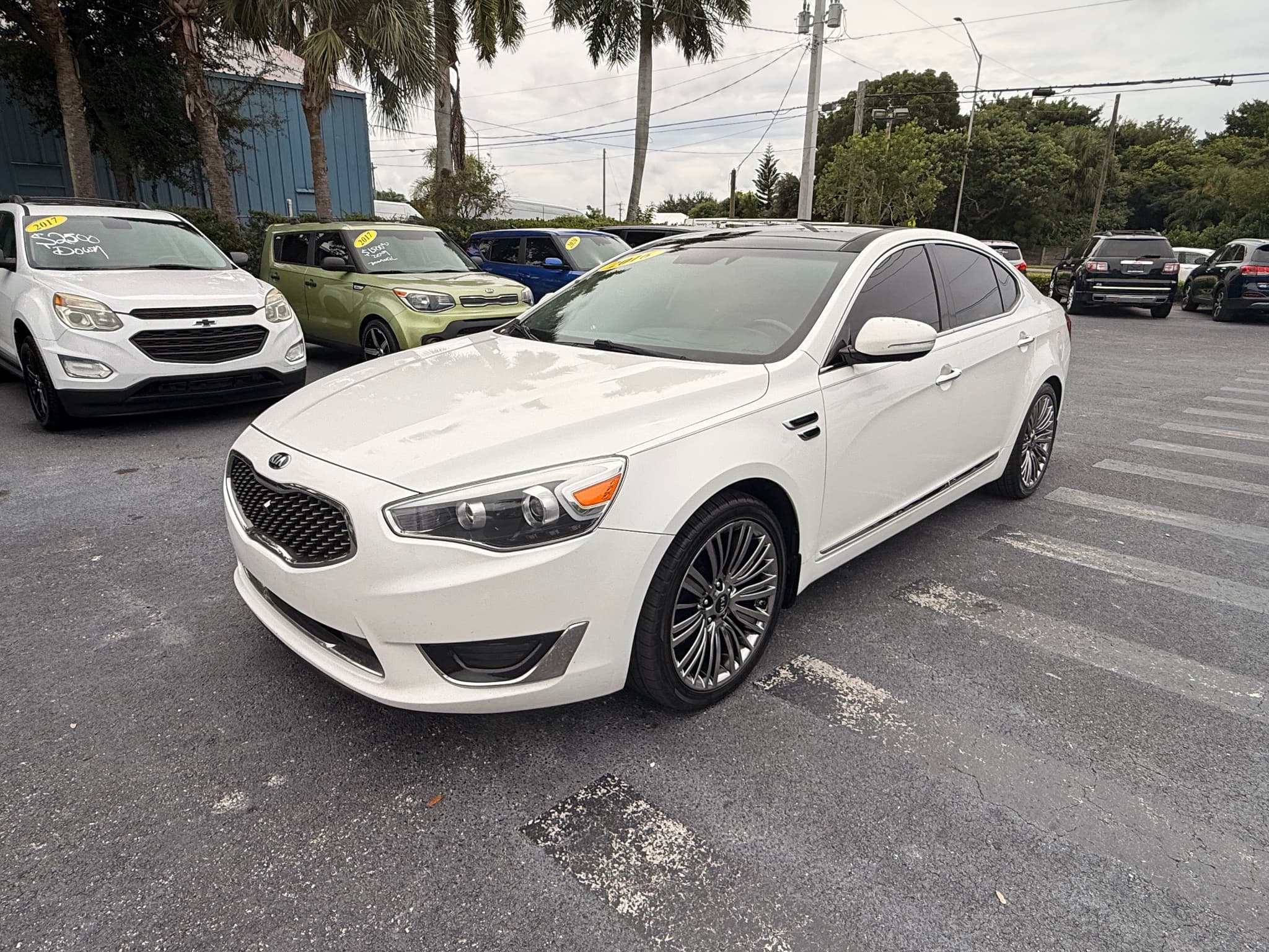 White 2016 Kia Cadenza Luxury for sale in Naples, FL (1/19)