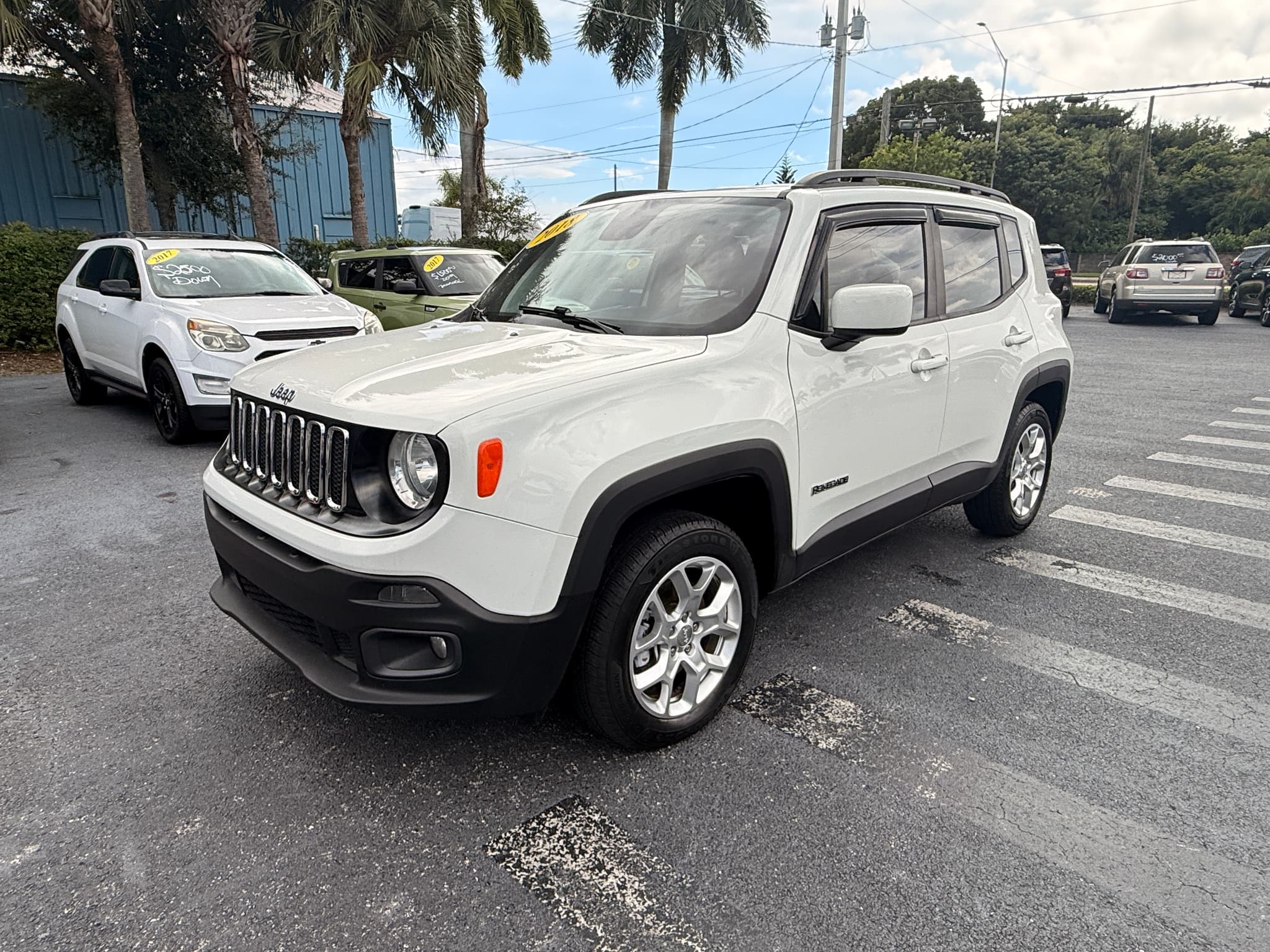 White 2018 Jeep Renegade Latitude (North for Canada) for sale in Naples, FL (1/17)